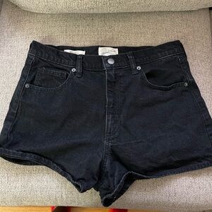 Universal Threads Shorts